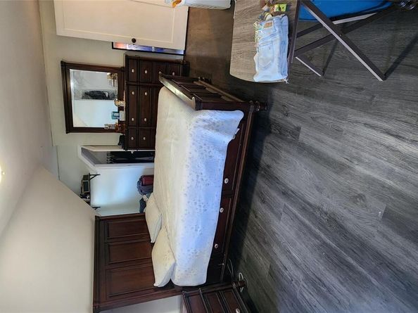 182 Long Beach Road, Hempstead NY 11550