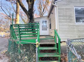 56 Woodcliff Trail, Baiting Hollow NY 11933
