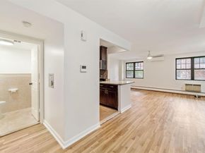 383 E 10th Street D4, New York (Manhattan) NY 10009