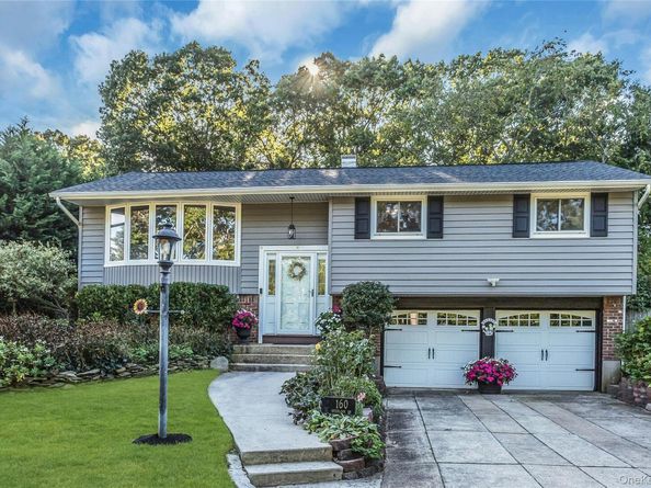 160 Overlook Drive, East Islip NY 11730