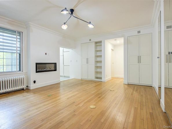6 Burns Street 120, Forest Hills NY 11375