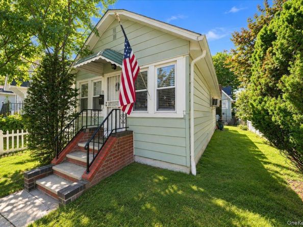 11 Oak Avenue 11, Bronx NY 10465