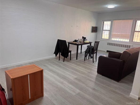 68-24 140 Street A, Flushing NY 11367