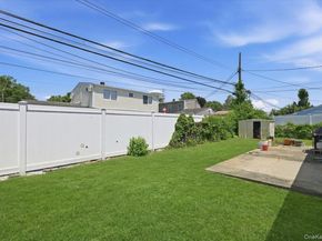41 Sugar Maple Road, Levittown NY 11756