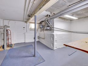 70-29 68 th Place, Glendale NY 11385