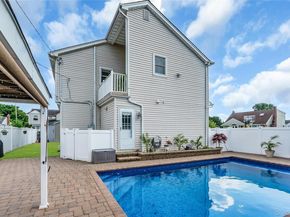 7 Mohawk Drive, Massapequa NY 11758