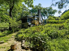 4 N Ledge Loop, Croton-on-Hudson NY 10520