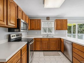 6 Cedar Avenue, Locust Valley NY 11560