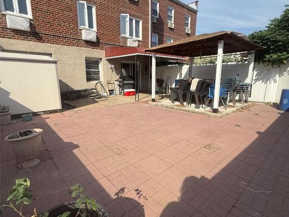89-12 Desarc Road, Ozone Park NY 11417