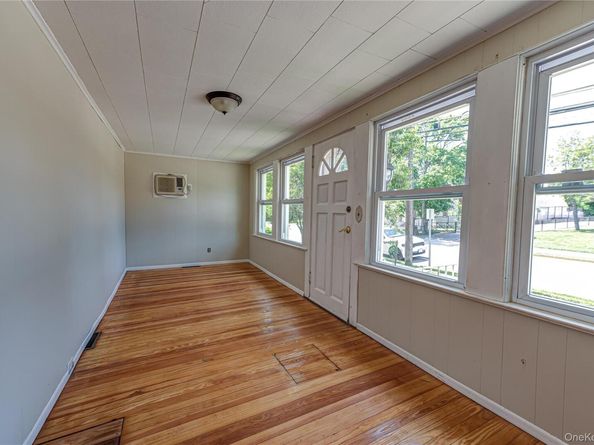 129 Bay Avenue, Patchogue NY 11772