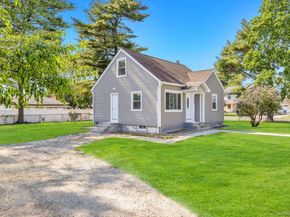 1828 Stein Drive, Bay Shore NY 11706