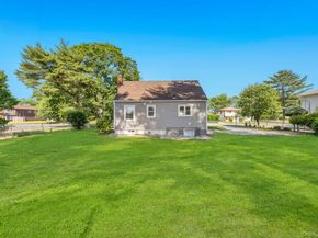 1828 Stein Drive, Bay Shore NY 11706