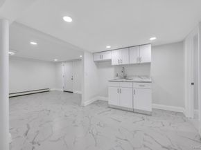1828 Stein Drive, Bay Shore NY 11706