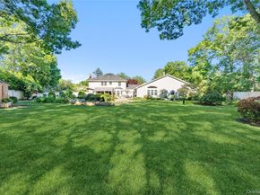 15-17 Park Woods Lane, Kings Park NY 11754