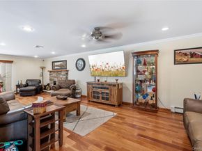 15-17 Park Woods Lane, Kings Park NY 11754