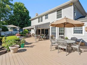 15-17 Park Woods Lane, Kings Park NY 11754