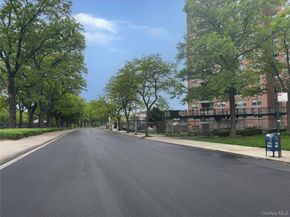 61-20 Grand Central Parkway A1, Forest Hills NY 11375