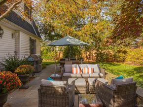 4 September Lane, Glen Cove NY 11542