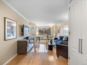 220-55 46th Avenue 5P, Bayside NY 11361
