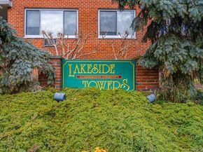 220-55 46th Avenue 5P, Bayside NY 11361