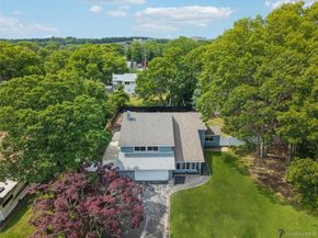19 Nixon Street, Farmingville NY 11738