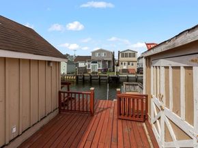 254 Arthur Street, Freeport NY 11520