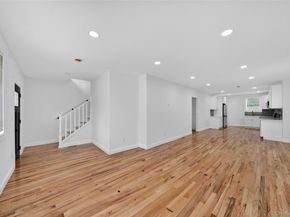 15 Grand Place, Huntington Station NY 11746