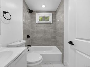 15 Grand Place, Huntington Station NY 11746