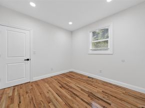 15 Grand Place, Huntington Station NY 11746