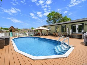 1010 Sipp Avenue, Medford NY 11763