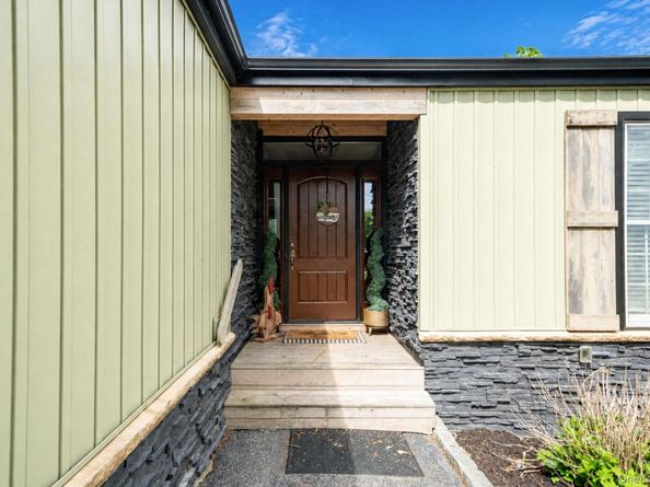 1010 Sipp Avenue, Medford NY 11763