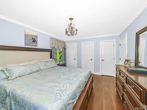 9 Wayne Place, Commack NY 11725