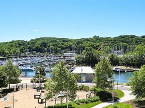100 Garvies Point Road 1131, Glen Cove NY 11542