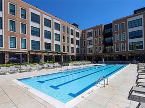 100 Garvies Point Road 1131, Glen Cove NY 11542