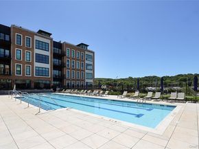 100 Garvies Point Road 1131, Glen Cove NY 11542