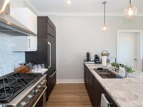100 Garvies Point Road 1131, Glen Cove NY 11542