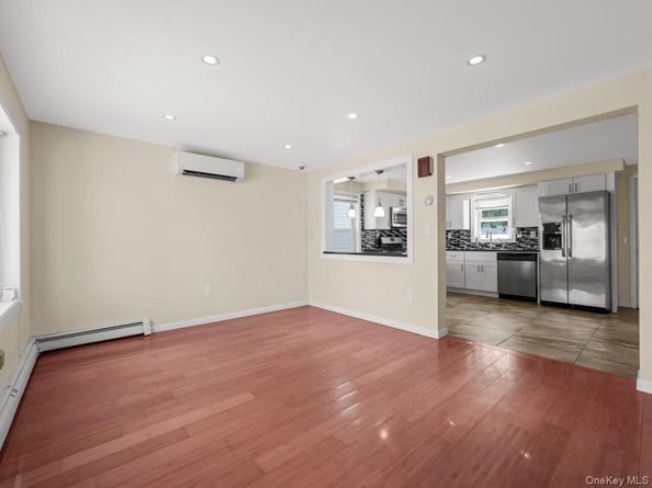 60 E Pine Street, Long Beach NY 11561