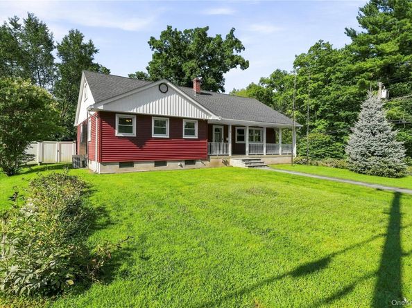 1 Henning Drive, Montrose NY 10567