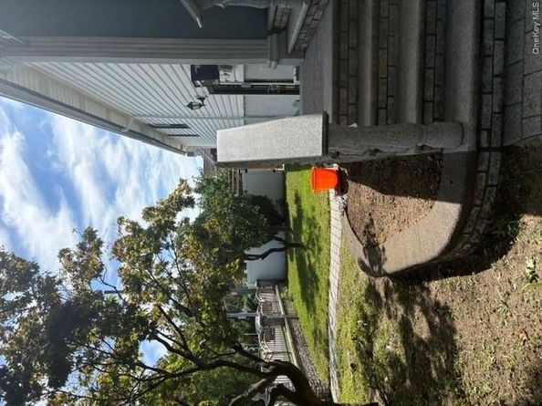 223-46 Hempstead Avenue, Queens Village NY 11429