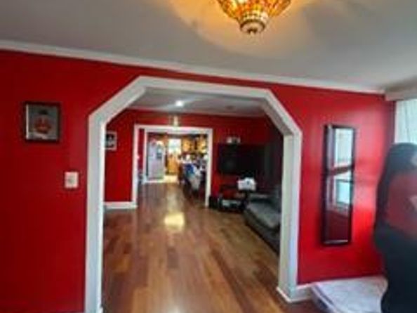119-13 9th Avenue, College Point NY 11356