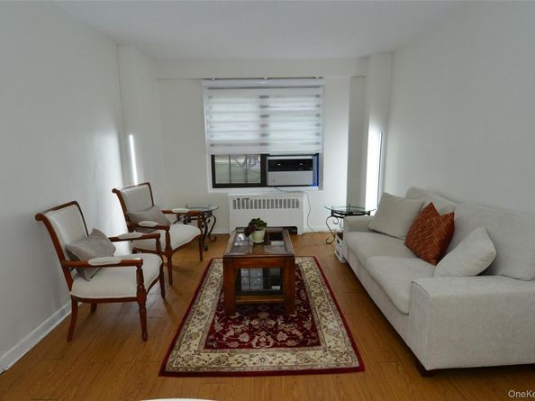 171 Pearsall Drive 1G, Mount Vernon NY 10552