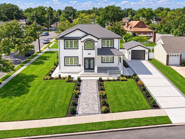 1550 Debra Place, Valley Stream NY 11580