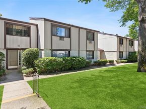 41 Richmond Boulevard 2B, Ronkonkoma NY 11779