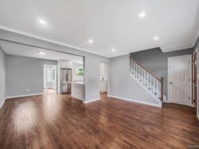 192 W 18th Street, Deer Park NY 11729