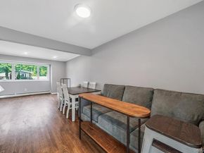 192 W 18th Street, Deer Park NY 11729