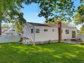 470 Ontario Street, Ronkonkoma NY 11779