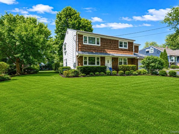 31 Crooked Hill Road, Huntington NY 11743