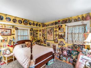 25 Del Place, Hauppauge NY 11788