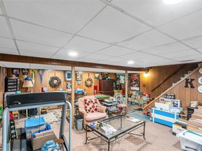 25 Del Place, Hauppauge NY 11788