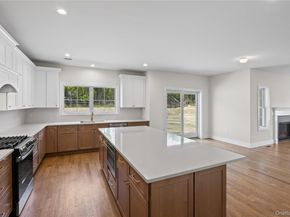 5 Jersey Avenue, Miller Place NY 11764